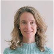 Profesora titulada en Ed. Infantil especializada en un enfoque educativo integral. Amplios conocimientos en psicología.