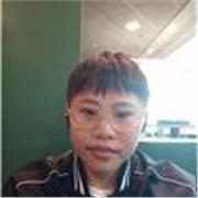 Me defino como una persona que le gusta enseñar y que aprendan de diferentes maneras.