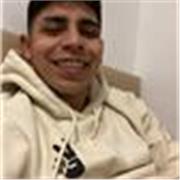 Soy jugador profesional de pádel y a su vez lo compagino como profesor de pádel, tengo habilidades para trabajar en inglés también