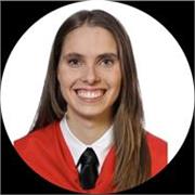 Soy recién graduada en derecho bilingüe (60% de las asignaturas en inglés) por la Universidad de A Coruña.