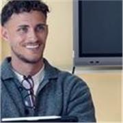 Inglese naturale e coinvolgente: lezioni personalizzate con un giovane madrelingua esperto nel settore