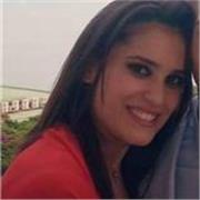 LAUREANDA IN LINGUE IMPARTISCE LEZIONI PRIVATE IN MATERIE UMANISTICHE