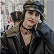 Estudiante de Proyectos de Edificación da clases de inglés, matemáticas, física y dibujo técnico para ESO en Valencia