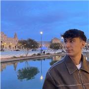 Soy estudiante de Ingenieria Quimica Industrial con alto nivel en Matematicas contando con Matricula de Honor en la carrera. Tengo un año de experiencia siendo pprofesor aportando mis conocimientos a todo aquel que le pueda ayudar a superar y ampliar sus