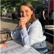 Profesora particular para niños, jóvenes y estudiantes de carrera o módulo. Soy profesora universitaria. Mi pasión es la enseñanza