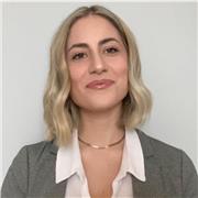 Insegnante di Inglese disponibile per lezioni e traduzioni