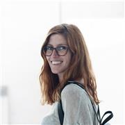 Profesora en diseño gráfico/digital. Especializada en Illustrator + Photoshop