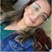 Profesora de inglés que imparte clases para niños de todas las edades