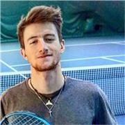 Istruttore di tennis per lezioni di tennis a milano
