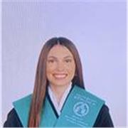 Profesora de repaso apta para todas las edades y niveles