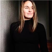 Profesora graduada en lenguas modernas por la universidad de deusto imparte clases de inglés, lengua castellana y español para extranjeros