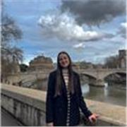 Profesora de apoyo escolar especializada en lengua castellana y literatura para primaria, ESO y bachillerato