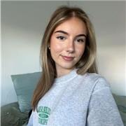 A University student who always had an interest in GCSE English. I'm confident in my knowledge of both literature and language