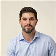 Secondary School Drama Teacher (MA) offering engaging acting and performance lessons for young people in London or online.