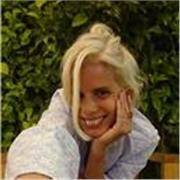 Doy clases de español online para personas de todo el mundo que quieran aprender o mejorar su español de forma natural.
Mis clases