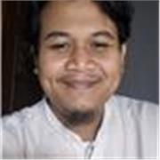 I am a professional teacher, a scholar in Islamic sciences, wanting to teach Arabic to people in need. 