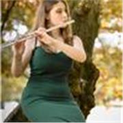 Studentessa diplomata in Flauto Traverso al Conservatorio di Studi Musicali Achille Peri. Frequento il terzo del Triennio AFAM, prossima alla Laurea Triennale