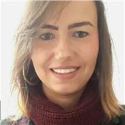 Profesora de primaria para los pequeños. Las letras, números y habilidades. Habló también en portugués nativo.