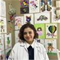Okul öncesi ve ilkokul düzeyindeki çocukların gelişimsel ihtiyaçlarına uygun, eğlenceli ve etkileşimli özel dersler veriyorum. 