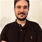 Profesor de Inglés titulado con más de tres años de experiencia. Doy clases tanto online como presenciales en la zona de Granada.