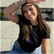 Aiuto per bambini scuole delle elementari, supporto e presenza