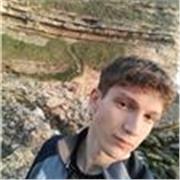 Estudiante de 4° Educación Primaria capaz de impartir clases de todas las áreas de Primaria. A destacar Inglés, mi mención.