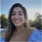 Una chica proactiva, bastante creativa y daría clase a niñ@s 5-15