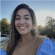 Una chica proactiva, bastante creativa y daría clase a niñ@s 5-15