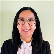 I give one to one lessons acordar to the students needs and levei.