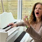 Olivia Whelan: Award-Winning Singing Teacher & Vocal Coach