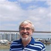 Native British teacher with 26 years experience teaching English as a second language 