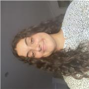 Estudiante de 3º de Psicología y ADE. Me encantaría dar clases de lengua a cualquier curso. Espero poder ayudaros a muchos 😊