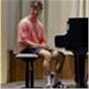 Profesor de música, piano, guitarra, bajo, teoría y lenguaje musical