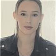 Profesora con gran experiencia en el ámbito educativo de repaso en la lengua inglesa con alumnos de 3 a 8 años