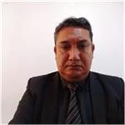 Licenciado en educación media con especialidad en español, licenciado en filosofía
