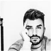 Sono un insegnante di fotografia e grafica d'immagine