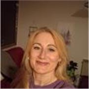 Sono insegnante certificata Cedils di Italiano per Stranieri ed esaminatore Celi, con Master specialistico e dieci anni esperienza