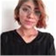 Maestra de psicología con experiencia clínica y educativa