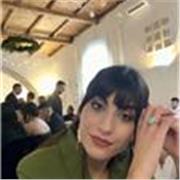 Laureata in lingue aziendali (inglese e francese) e con certificazione Cambridge C1, offro ripetizioni di inglese