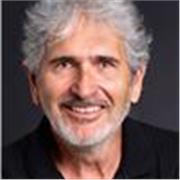 Expert en marketing stratégique et ingénieur, fort de 34 ans d'expérience internationale, propose des cours particuliers en ligne.