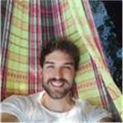 Profesor graduado en Historia con experiencia como profesional tanto en centros públicos como privados.
