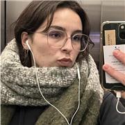 Je m’appelle Rosalie et après 2 ans de prépa éco, je suis en 1e année à l’em lyon. Disponible pour aide aux devoirs, soutien