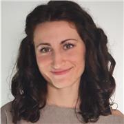 studentessa di biotecnologie dà lezioni private