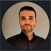 Profesional con más de 10 años de experiencia aplicando técnicas de Inteligencia Artificial al mundo empresarial