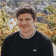 Erfahrener Lehrer bietet Nachhilfe für Physik