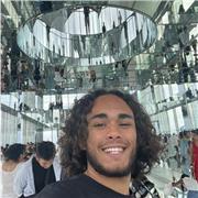 si c’est un prof articuler que vous cherchez, c’est moi que vous devriez appeler.