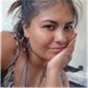 Profesora de biología imparte clases de biología nivel secundario y primario