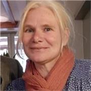 Linguist with a passion for French and Spanish
