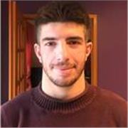 Etudiant en école d'ingénieur donnant des cours de physique