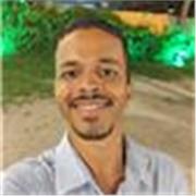 Aulas de violão e de História presenciais